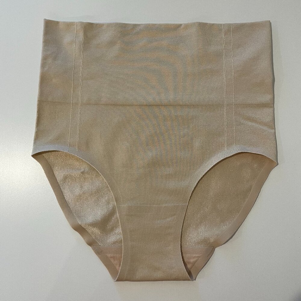 Wacoal Women's Smooth Series Shaping Brief Panty sz L